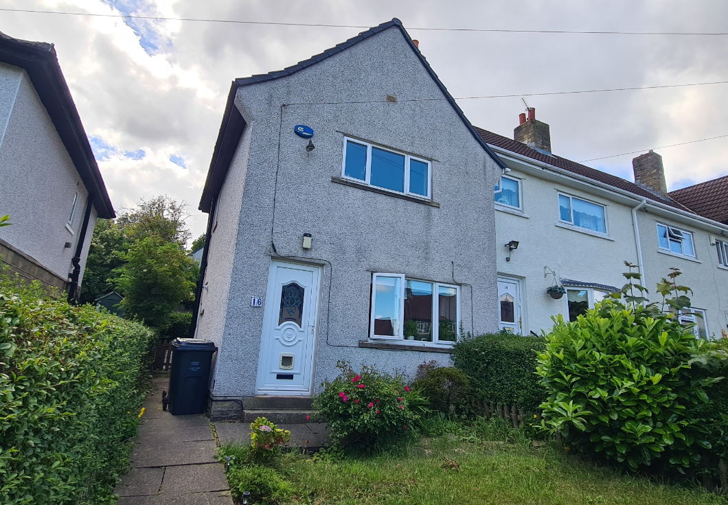 Huddersfield End Terrace House