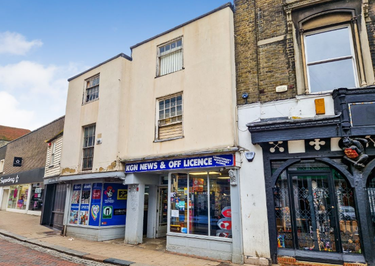 Grade II Listed Mid Terrace Building